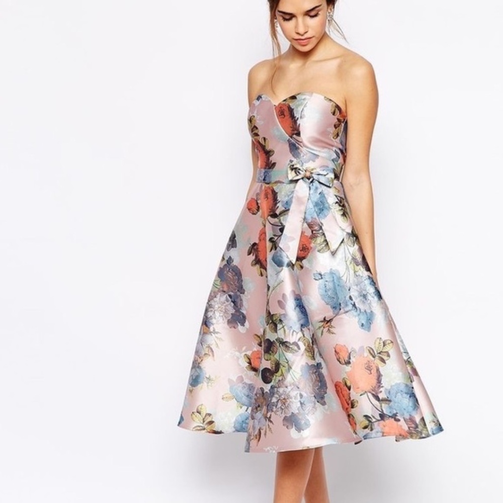 CHI CHI LONDON | strapless floral “satin” dress
